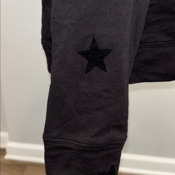 Jasmine + Ginger Medium Black Star Sweatshirt - Picture 6 of 6